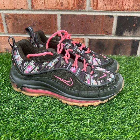 Women's Nike Air Max 98 Size 7.5 CAMO GREEN FLORAL BLACK PRINT PINK AQ6468-300 - Picture 2 of 7
